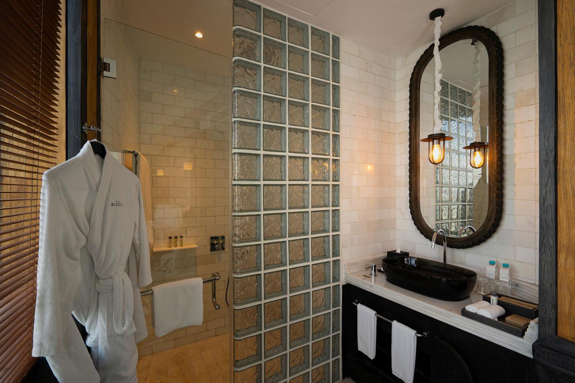 Hotel The Orient Jakarta, A Royal Hideaway 5*